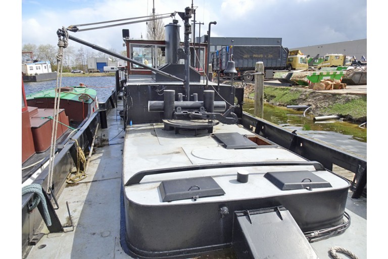 Tugboat 19.45 with TRIWV