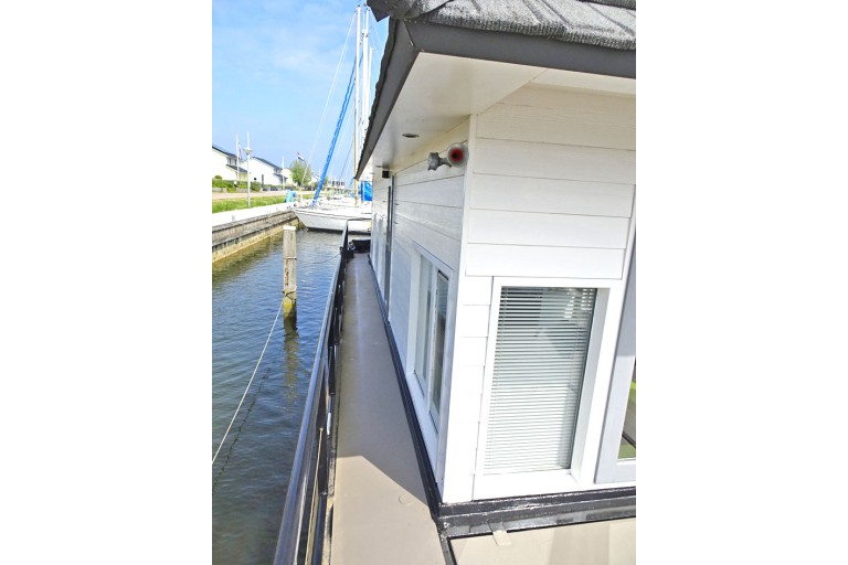 Prins Homeship 1350 Houseboat