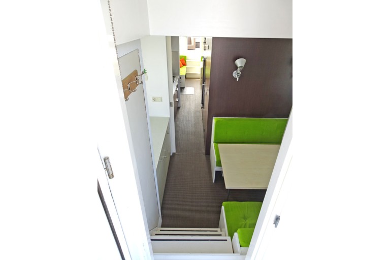 Prins Homeship 1350 Houseboat