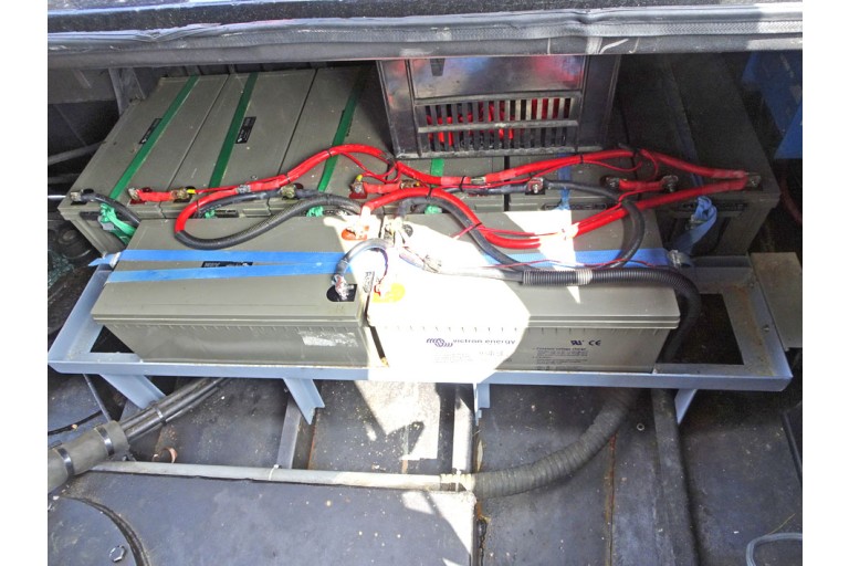 Prins Homeship 1350 Houseboat