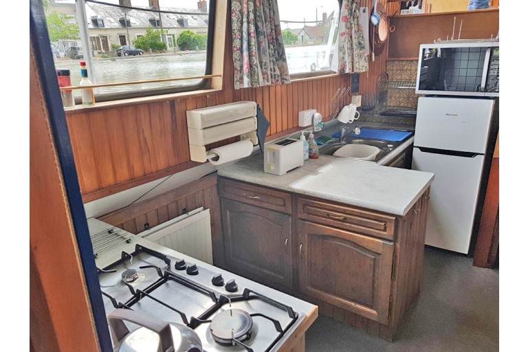 Dutch Barge 14.65