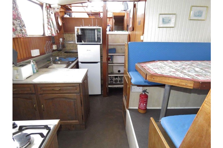 Dutch Barge 14.65