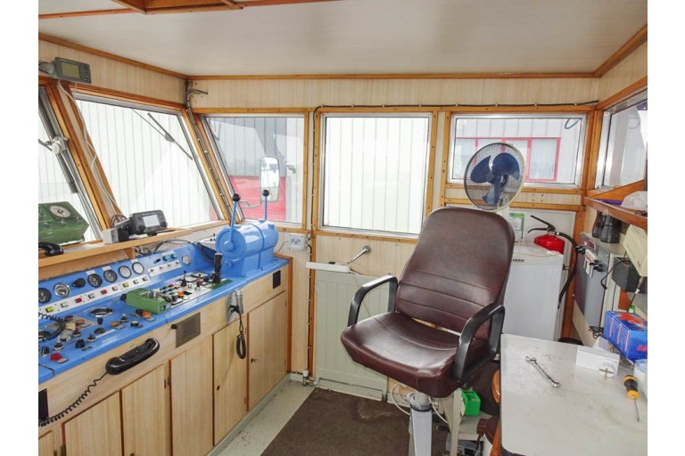 Day Passenger ship 120 pax /  Live Aboard barge