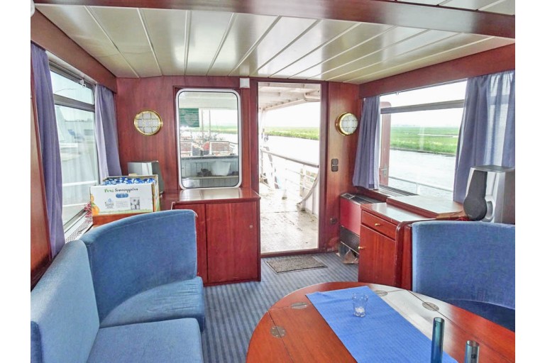Day Passenger ship 120 pax /  Live Aboard barge