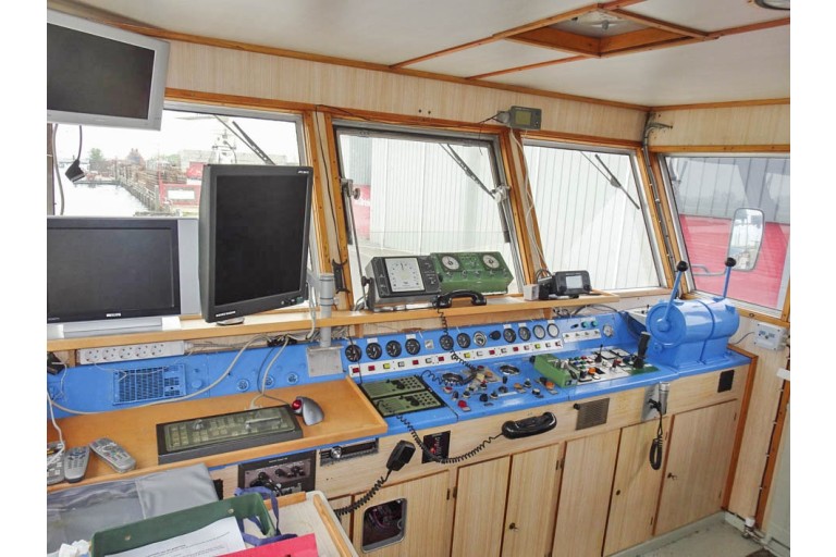 Day Passenger ship 120 pax /  Live Aboard barge