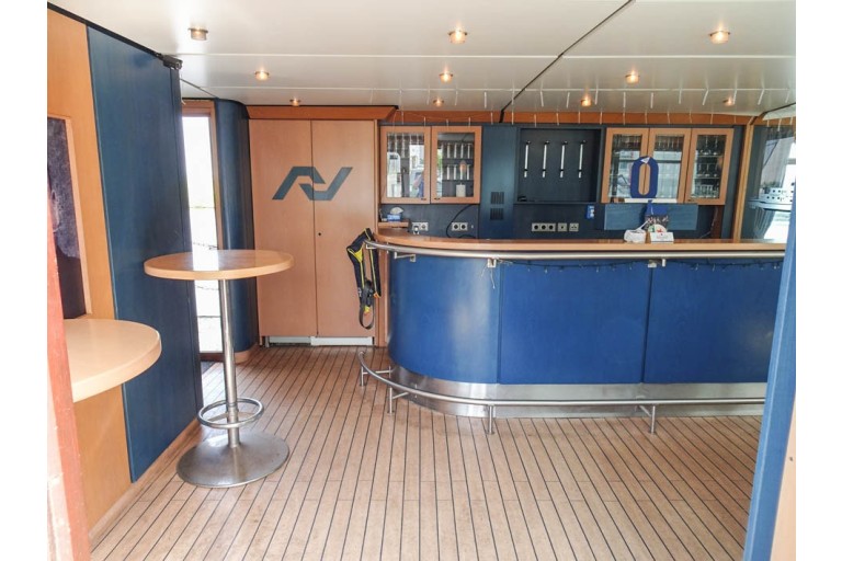 Day Passenger ship 120 pax /  Live Aboard barge