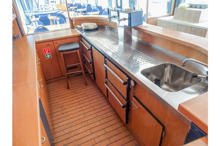 Day Passenger ship 120 pax /  Live Aboard barge