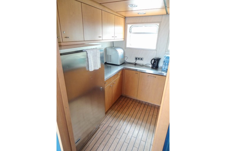 Day Passenger ship 120 pax /  Live Aboard barge