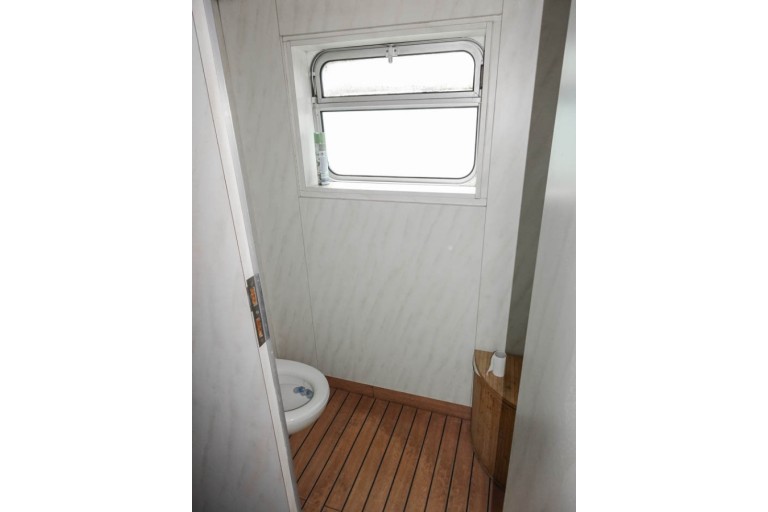 Day Passenger ship 120 pax /  Live Aboard barge