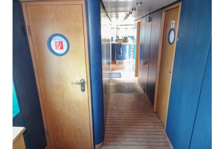 Day Passenger ship 120 pax /  Live Aboard barge