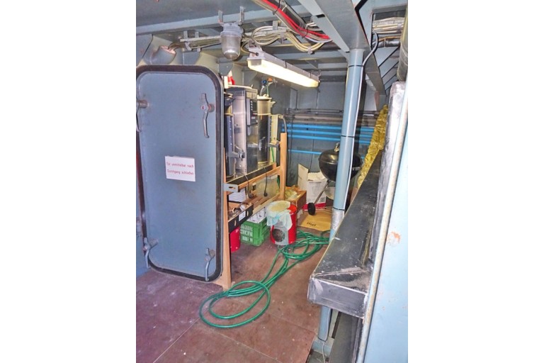 Day Passenger ship 120 pax /  Live Aboard barge