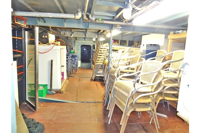 Day Passenger ship 120 pax /  Live Aboard barge