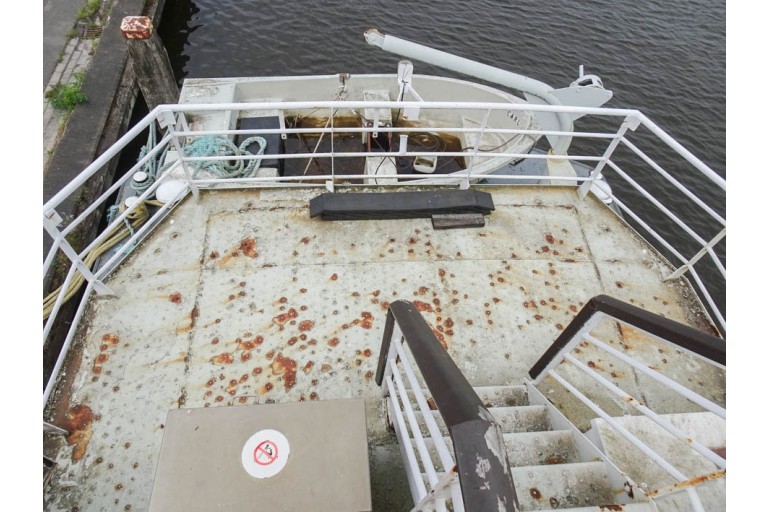 Day Passenger ship 120 pax /  Live Aboard barge