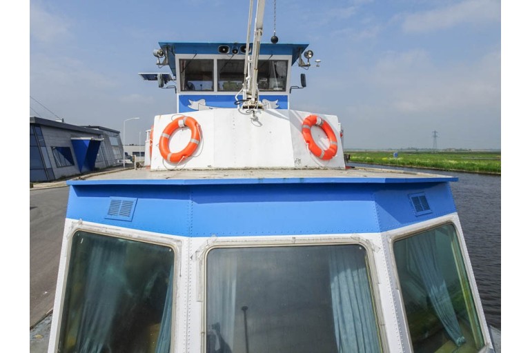 Day Passenger ship 120 pax /  Live Aboard barge