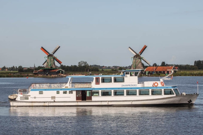 Day Passenger ship 120 pax /  Live Aboard barge
