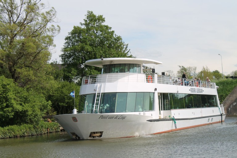 250 passagers Bateau d'excursion