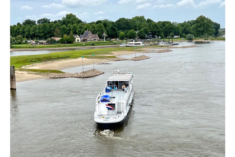 Day Passengership 150 pax zone 2