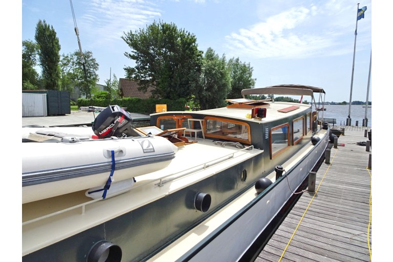 Peniche Hollandaise 22.20 / Motortjalk avec certificat