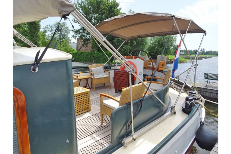 Peniche Hollandaise 22.20 / Motortjalk avec certificat