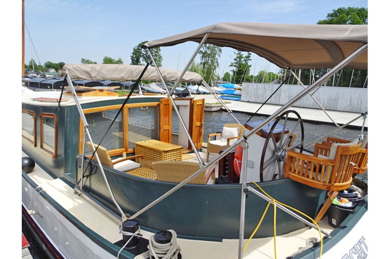 Peniche Hollandaise 22.20 / Motortjalk avec certificat