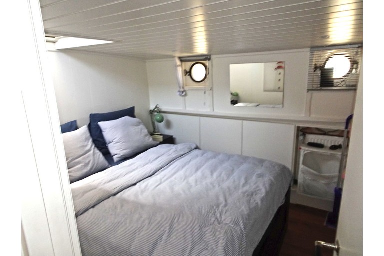 Peniche Hollandaise 22.20 / Motortjalk avec certificat