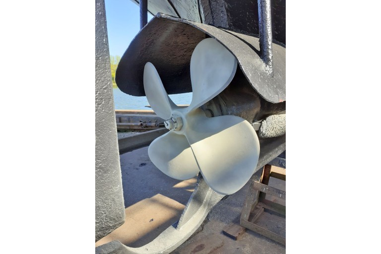 Luxe Motor 24.10 with TRIWV