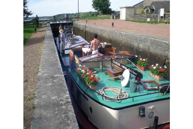 Luxe Motor 24.10 with TRIWV