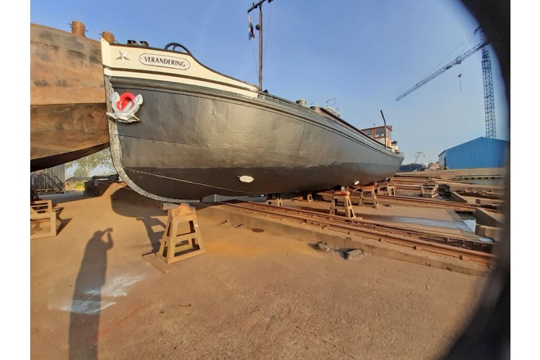 Luxe Motor 24.10 with TRIWV