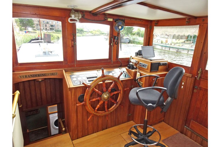 Luxe Motor 24.10 with TRIWV