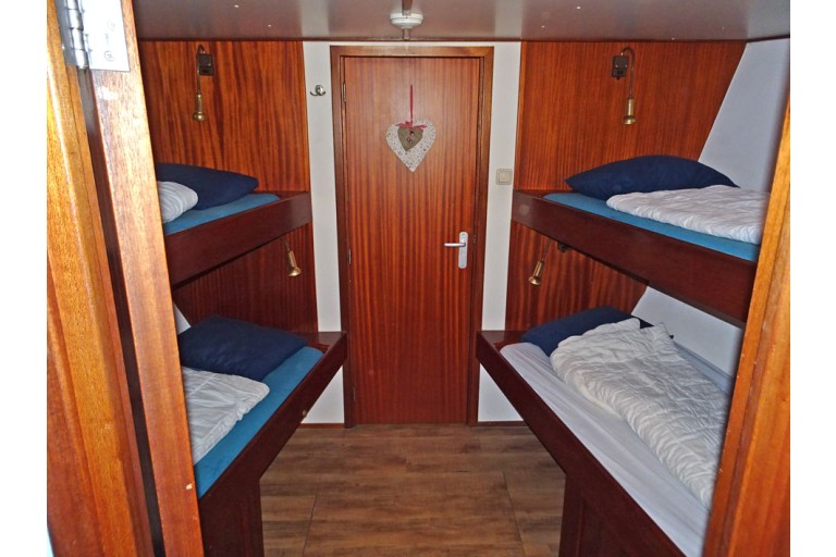 Hotel Passagierschiff 34 / 100 Passagiere