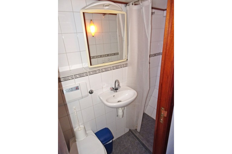 Hotel Passagierschiff 34 / 100 Passagiere