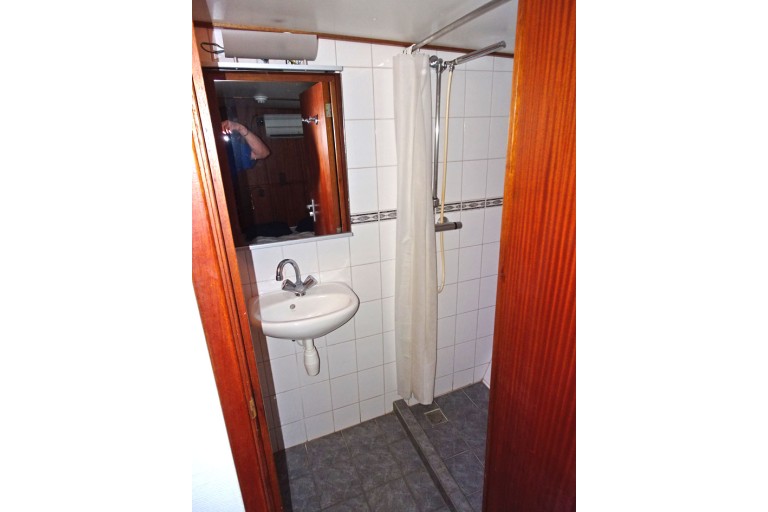 Hotel Passagierschiff 34 / 100 Passagiere