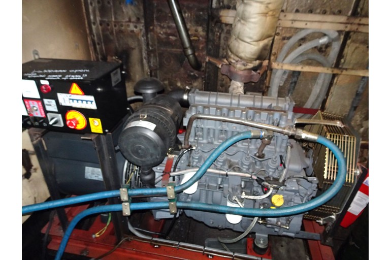 Hotel Passagierschiff 34 / 100 Passagiere