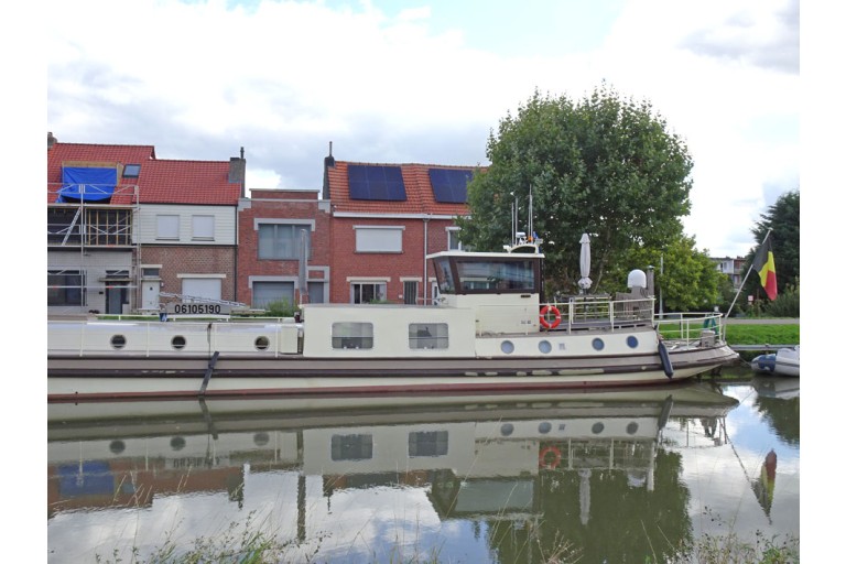 Dutch Barge / Katwijker 25.38 with TRIWV