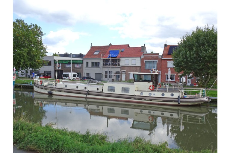Dutch Barge / Katwijker 25.38 with TRIWV