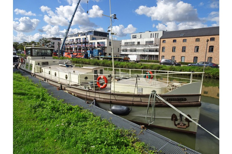 Dutch Barge / Katwijker 25.38 with TRIWV