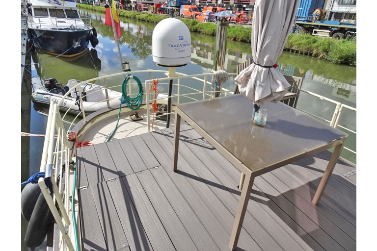 Dutch Barge / Katwijker 25.38 with TRIWV