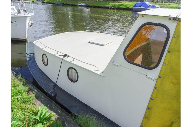 Dutch Barge 15.22