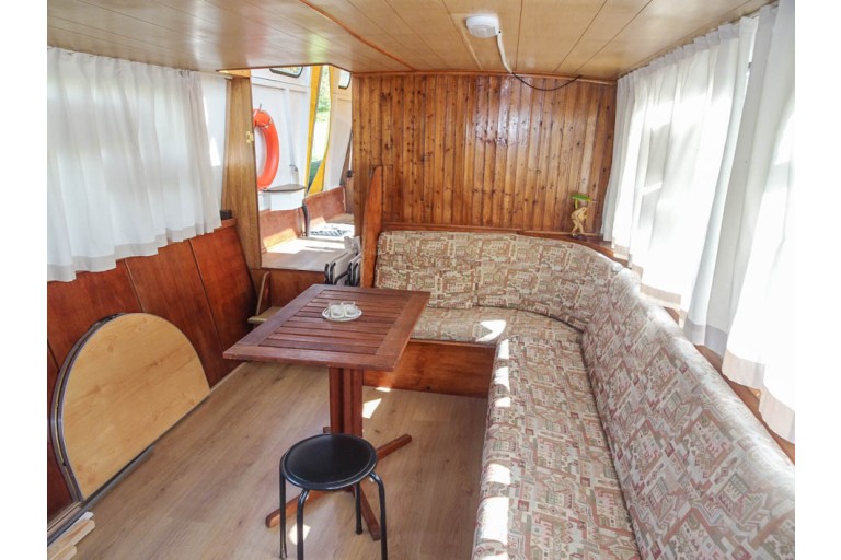 Dutch Barge 15.22