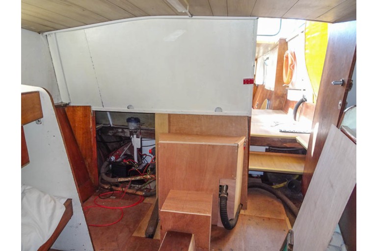 Dutch Barge 15.22