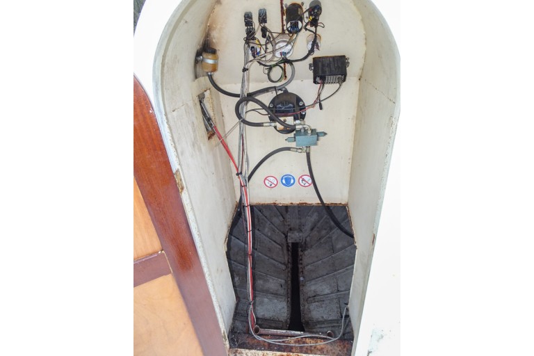 Peniche Hollandaise 28.50 avec certificat