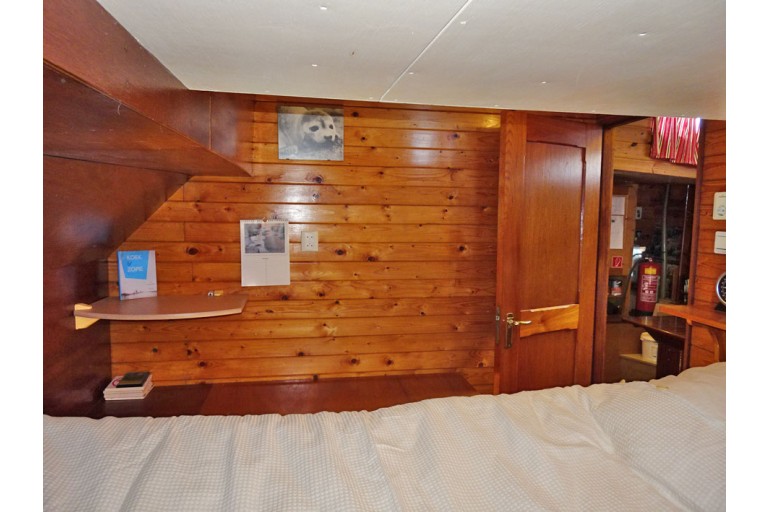 Dutch Barge 24.72 with TRIWV