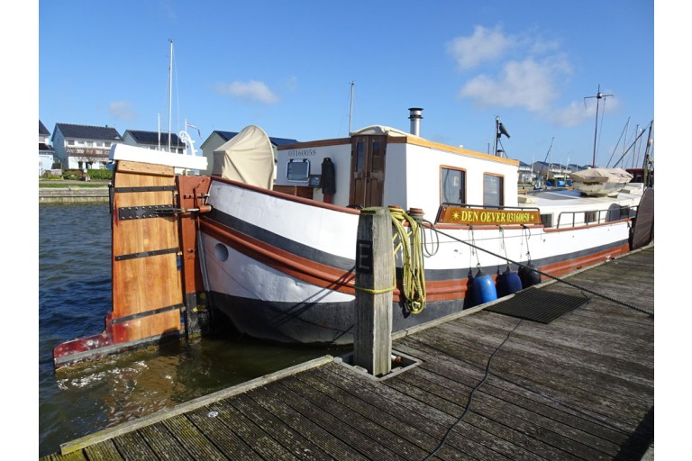 Dutch Barge 24.72 with TRIWV
