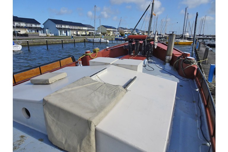 Dutch Barge 24.72 with TRIWV