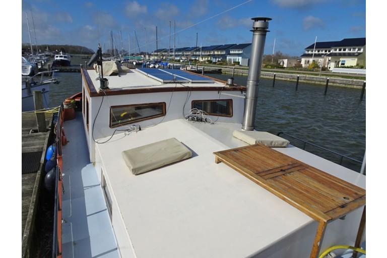 Dutch Barge 24.72 with TRIWV