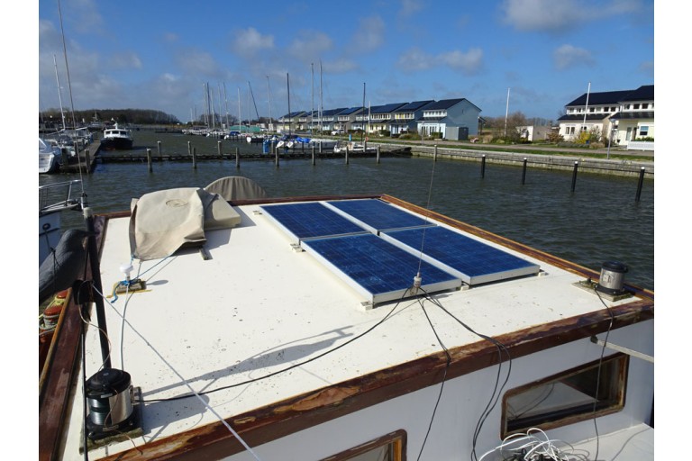 Dutch Barge 24.72 with TRIWV