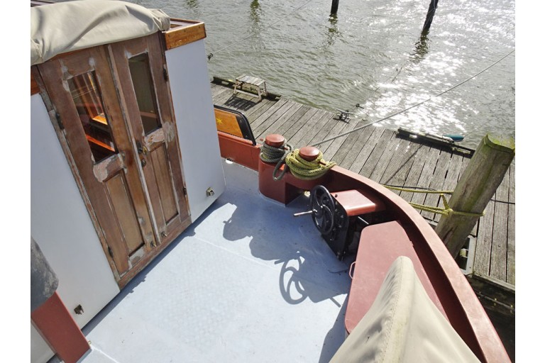 Dutch Barge 24.72 with TRIWV