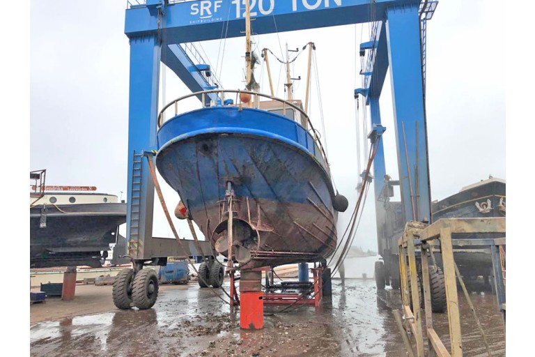 Sailing Live Aboard hull with TRIWV