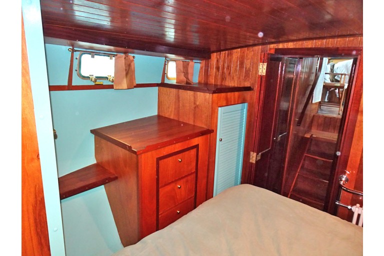 Bateau Vivre à bord 18.53