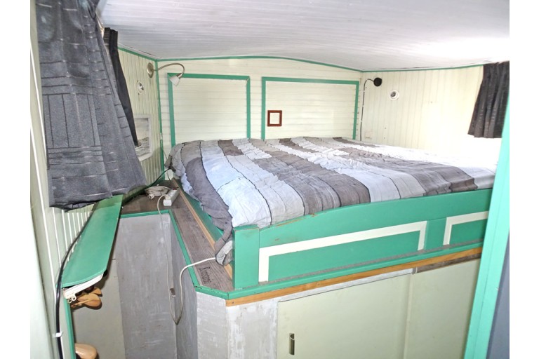 Peniche Hollandaise 27.05 avec certificat Luxe Motor